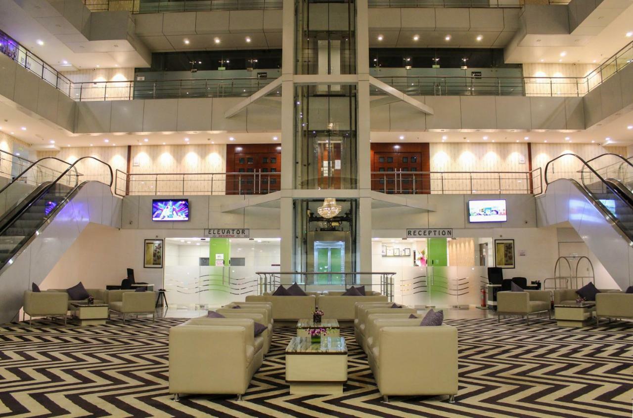 The Byke Suraj Plaza Pure Veg, ת'יין מראה חיצוני תמונה